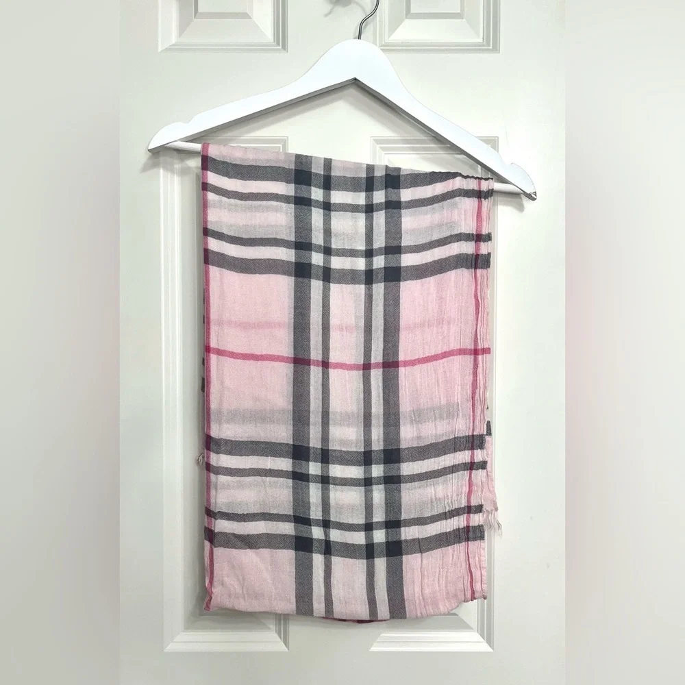 Nova Check Fringe Scarf